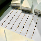 Golden Astoria – Collier Signature à Initiales Latérales