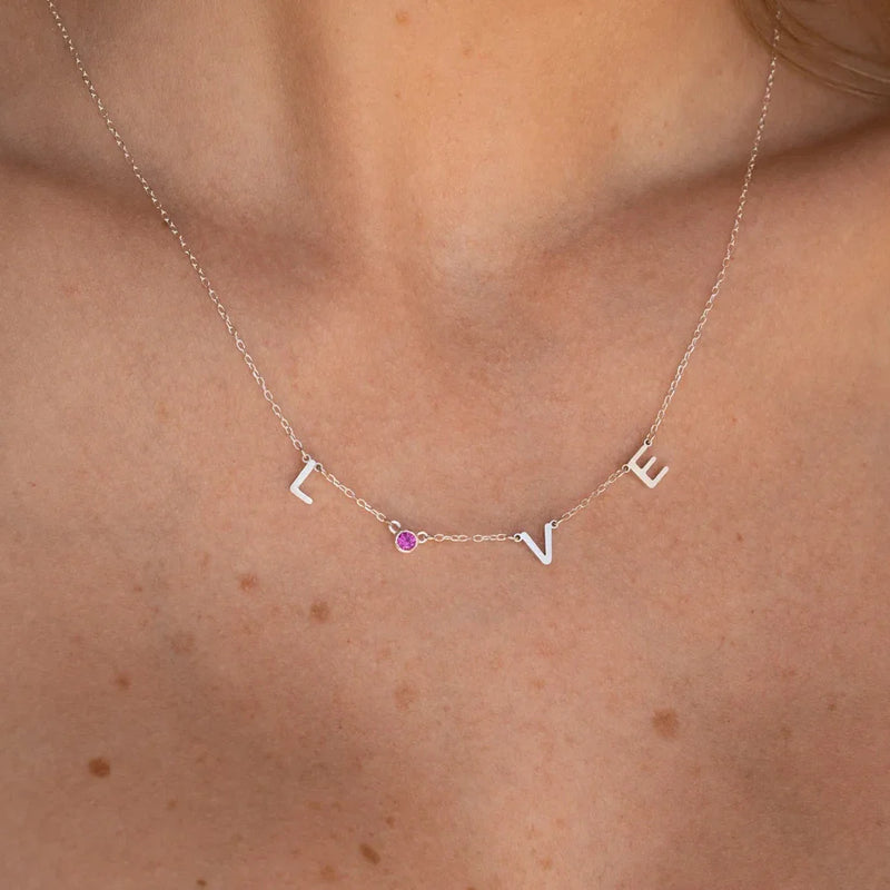Golden Astoria – Collier personnalisé en plaqué or avec initiales et pierres précieuses personnalisées