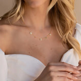 Golden Astoria – Collier personnalisé en plaqué or avec initiales et pierres précieuses personnalisées