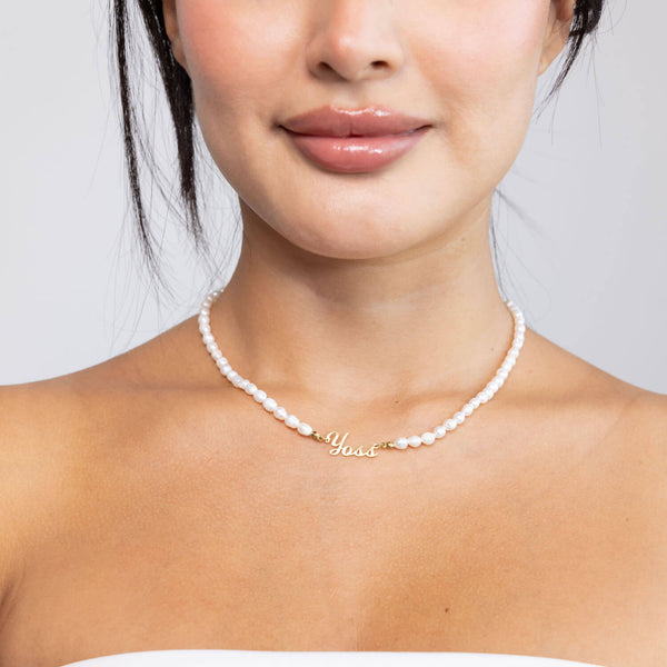 Golden Astoria – Collier prénom personnalisé en perles d’eau douce
